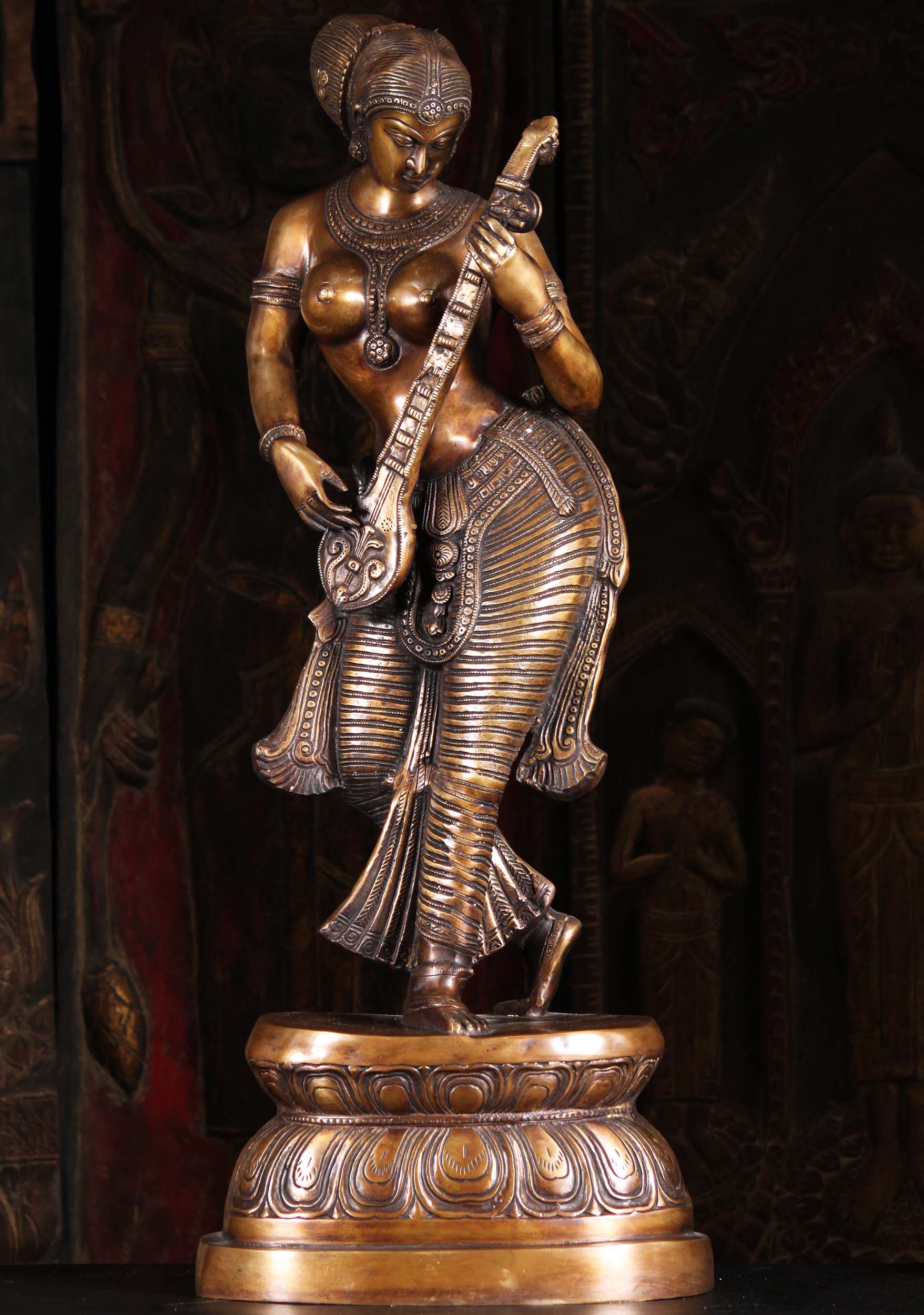 Brass Large Statue Of Saraswati The Hindu Goddess Of Wisdom Playing The Veena 35 89bs73a 