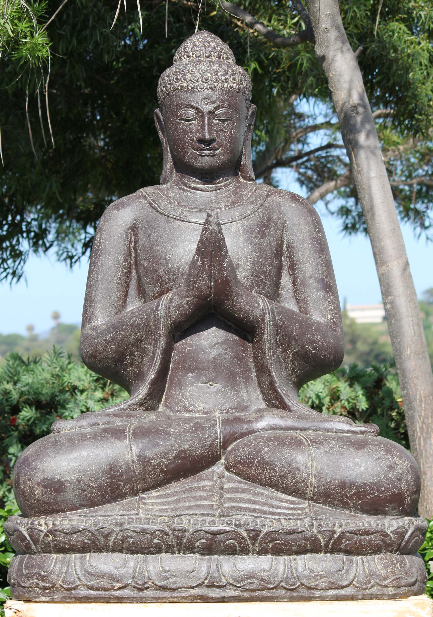 Extra large buddha statue