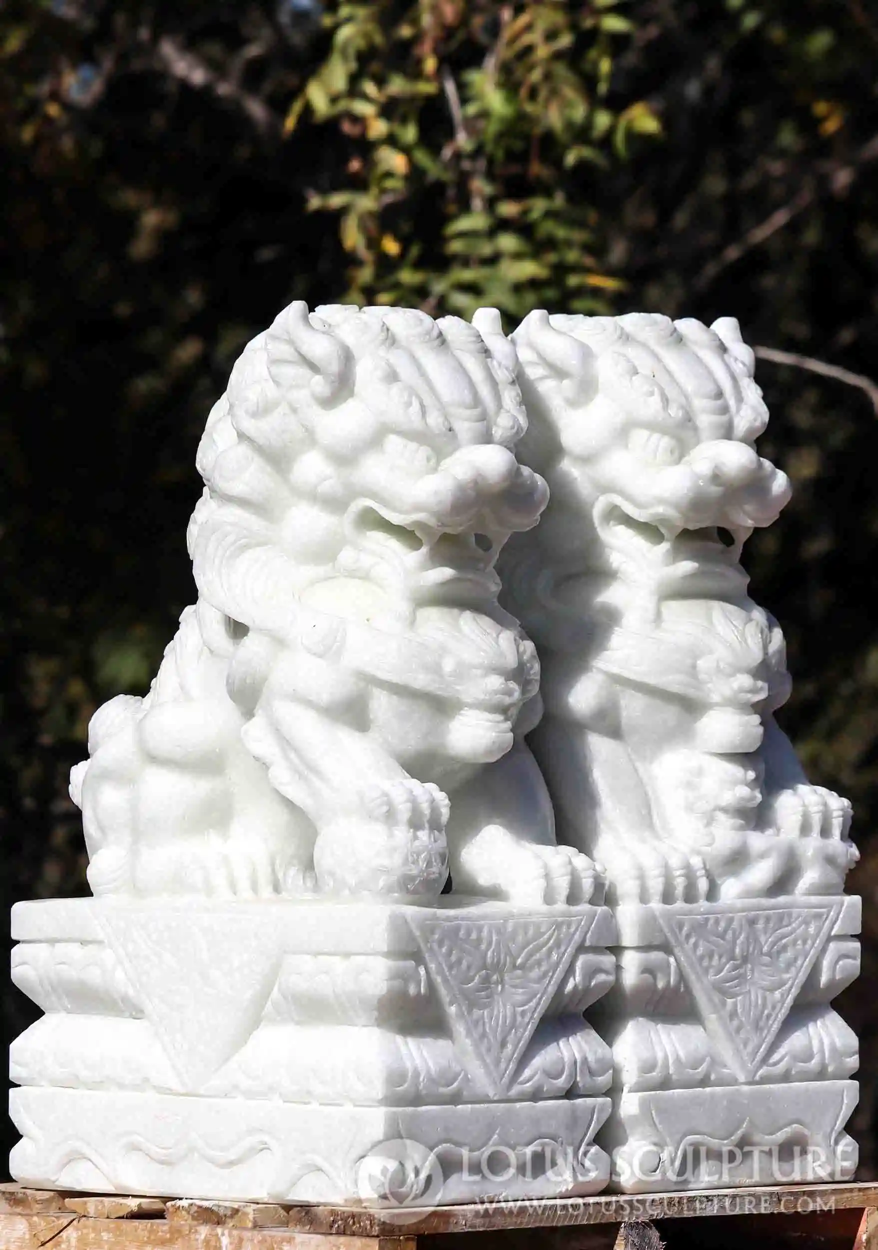 2 Feet Tall Foo Dogs, Shishi Guardian Lions Statues Protection for Entry Way Carved in Marble 24"