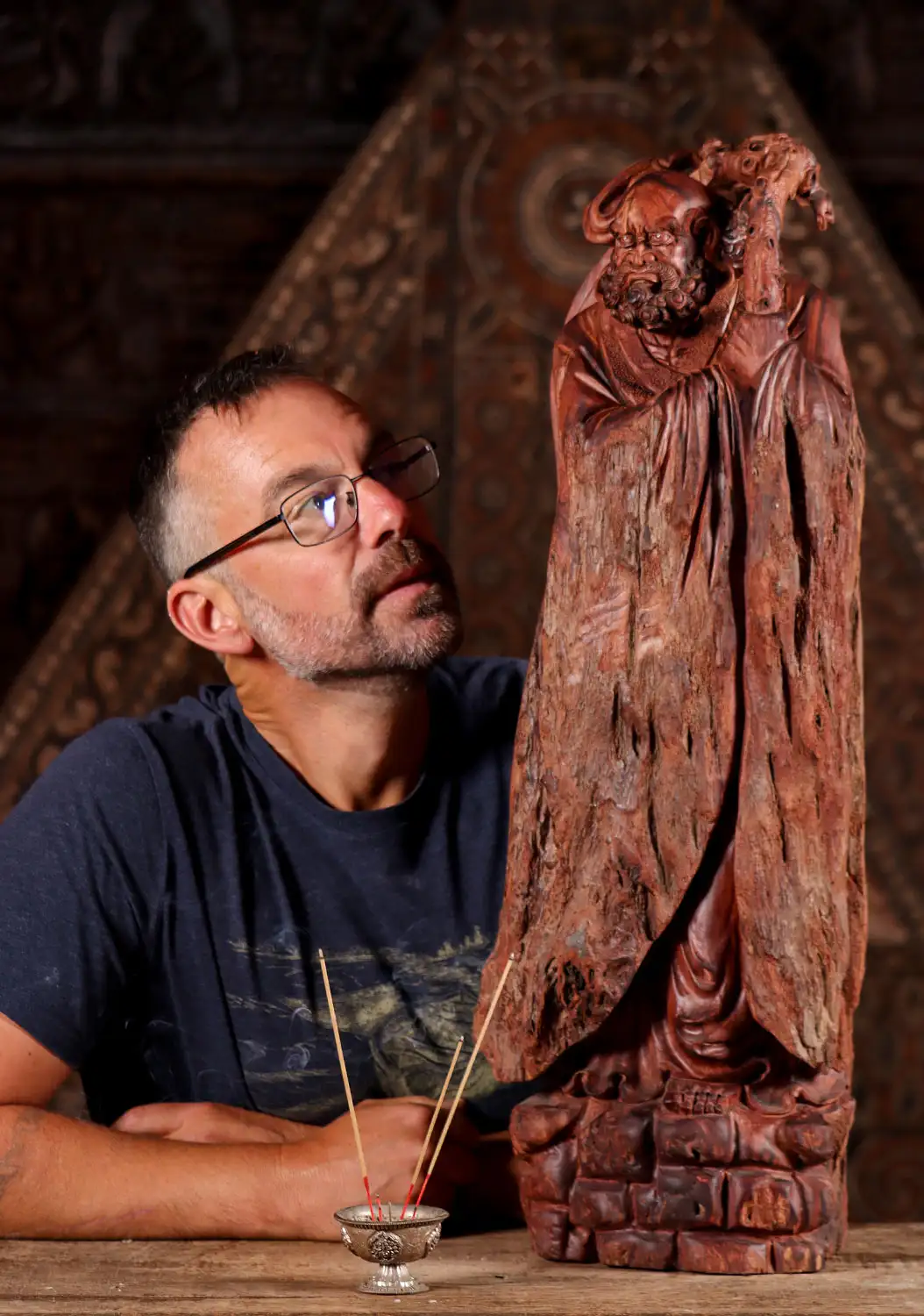Bodhidharma Hand-Carved Rustic Wood Sculpture Founder of Zen Buddhism 29"