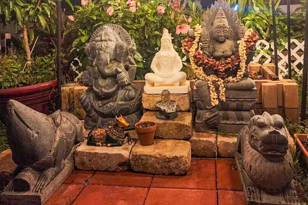 Customer home puja with Garden Hindu Statues